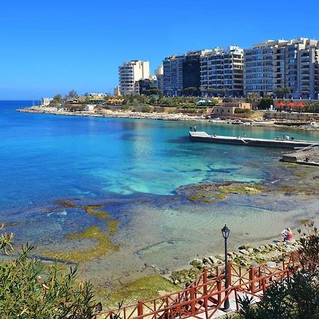 Modern Apartment Steps From Balluta Bay Sliema Exterior foto